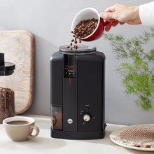Load image into Gallery viewer, Wilfa Svart Aroma Precision Coffee Grinder (Black) + Hario Drip Kettle Air